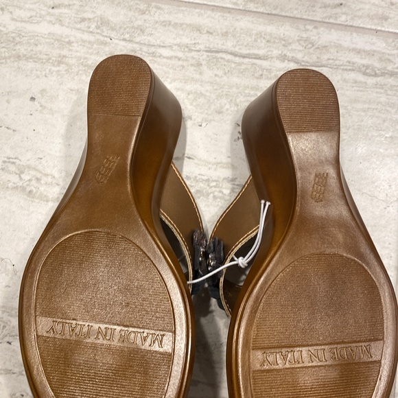 Wedges - Picture 2 of 2